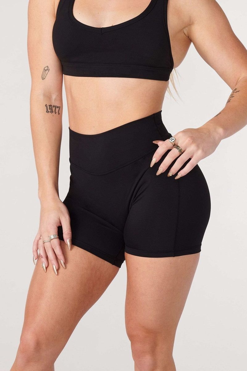 YoungLA W112 Effortless biker shorts Black | UI9054-712